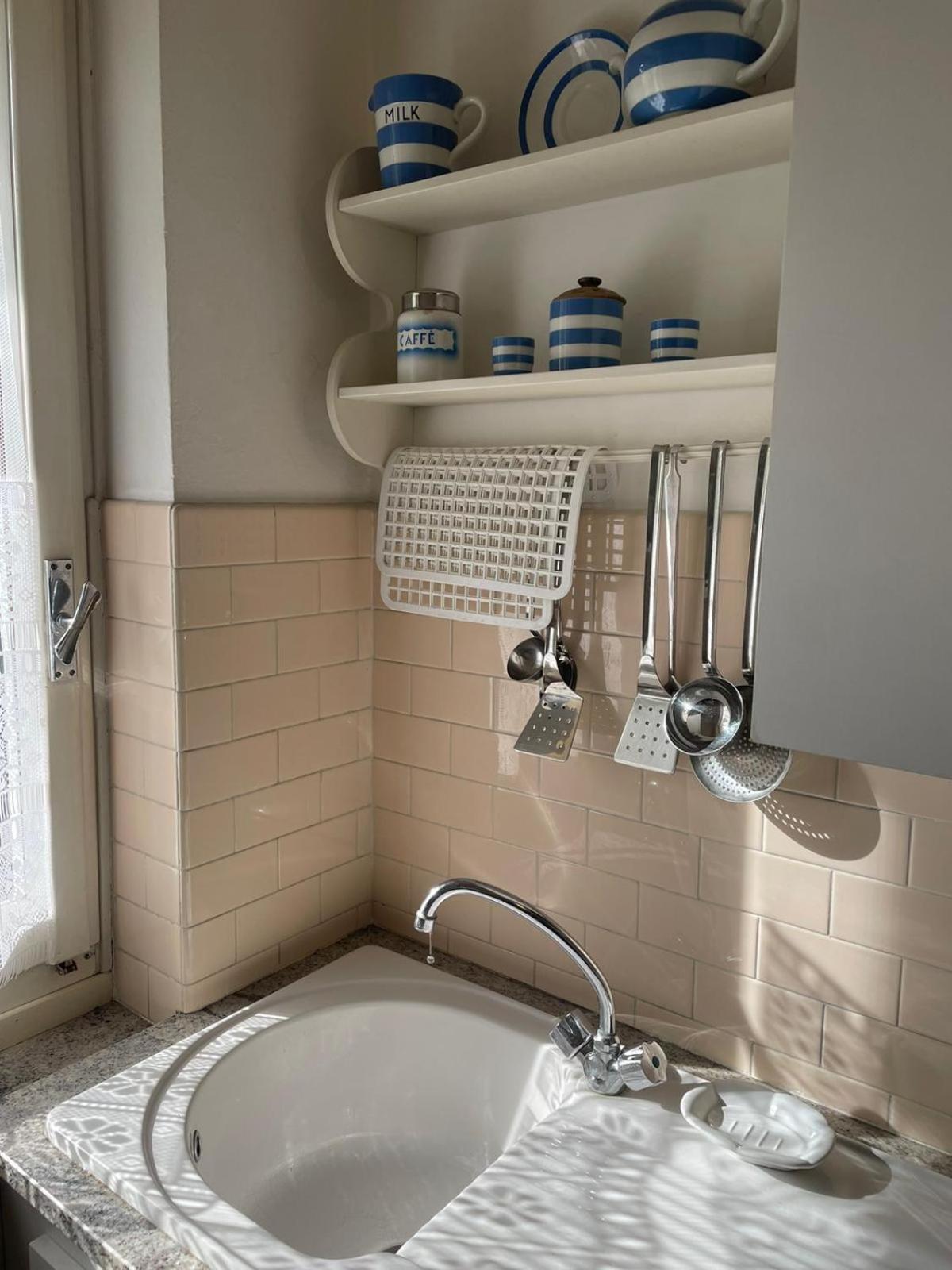 Franca'S House Apartment Bordighera Bagian luar foto