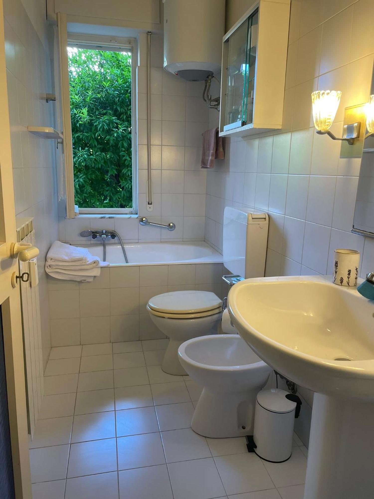 Franca'S House Apartment Bordighera Bagian luar foto
